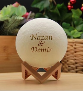 İsme Özel 3D Ay Şeklinde Dekoratif Gece Lambası (Dekoratif Standlı Kişiye Özel)