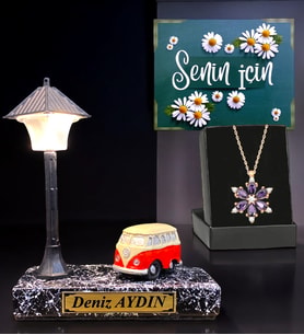 Kişiye Özel İsimli Hediye Seti, Biblolu Siyah Masa Lambası ve Gerçek Ametist Taşlı Lotus Kolye (Model 2)