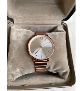 Rose Gold Renk Premium Kadın Kol Saati