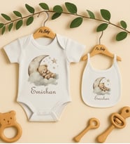 Pia Baby Premium %100 Pamuk İsme Özel Organik Baskılı Çıtçıtlı Bebek Body Ve Önlük 5048-20 (Ekru)