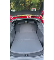 Woinbo Kamp Yatağı – Tesla Model Y & Model Y Juniper Uyumlu