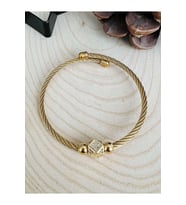 GOLD RENK ÇELİK PİRAMİT BİLEKLİK ACR5185