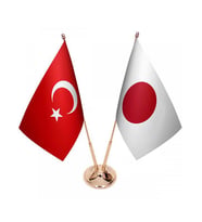 Masa Üstü Japonya Bayrağı Türk Bayrağı İkili Pirinç Direk Masa Bayrak Seti