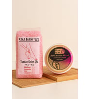 ROYAL ROSE Ayak Bakım Tuzu ( GÜL ) (750 g) + Ayak Bakım Kremi (125 ml) 2’li Spa Bakım Seti