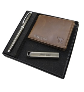 Signator D278 İsme Özel Set - Deri Cüzdan Kartlık + Anahtarlık  + Scrikss Kalem Seti  İsme Özel Hediyelik Set (Karışık)