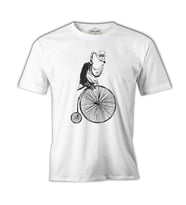 A Flamingo Riding a Bicycle on Wheels Beyaz Erkek Tshirt