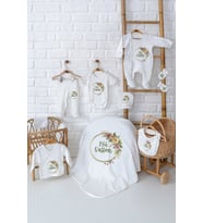 Pia Baby Premium  10 'lu Erkek Yenidoğan Bebek Hediyesi İsme Özel Hastane Çıkışı Set 5088-01 (Krem)