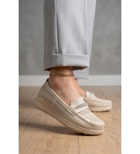Aura Comfort – Ortopedik Tabanlı Işıltı Detaylı Kadın Siyah Günlük Casual Loafer Ayakkabı