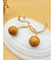 Meşe Ahşap Küre Detaylı Gold Helezon Küpe