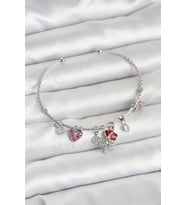 Gül Charmlı Gümüş Renk Pirinç Kadın Bileklik - TJ-BB8044