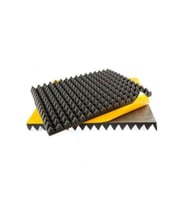 SES YALITIM AKUSTİK BANTLI PİRAMİT SÜNGERİ 40MM