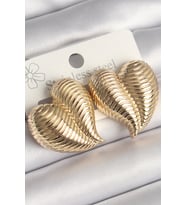 Pirinç Gold Renk İşlemeli Bomba Kalp Model Kadın Küpe 5886 - GLST6718-5720