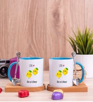 Kişiye Özel Sevimli Limonlar İkili Ahşap Altlıklı Mavi Kupa
