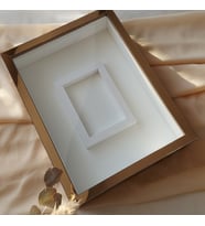 30x40 Cm Ledli Bronz Pleksi Kaplı Fotoğraf Bölümlü Tasarım Gül Kutusu Anı Çerçevesi! İsimsiz(Fotoğraf Hediye)