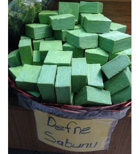 1 KG DEFNE SABUNU BİTKİSEL SABUN 5 KALIP 1 KG DEFNE SABUNU