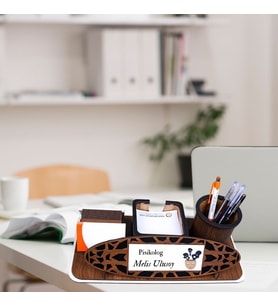 Kişiye Özel Psikolog Masa İsimliği  Modern Ahşap Masaüstü Organizer ve Kalemlik