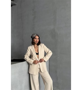 Neşeli butik kadın gold düğme detaylı blazer ceket NBG077