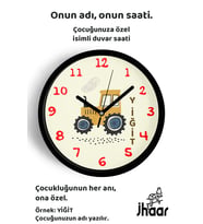 İsme Özel Traktör Çocuk Odası Duvar Saati Orta Boy 30 cm Siyah Camlı Sessiz