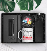 Eczacılara Özel Kişiye Özel Defter & Deri Kılıflı Touch Pen Kalem & Tasarım Kupa & Cam Şişe Matara Hediye Seti