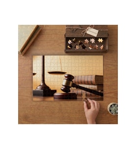 Hakim Tokmağı - Adalet Terazisi Tasarımı 240 parça Ahşap Puzzle Ahşap Kutuda MP04980
