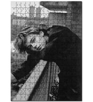 Cakapuzzle Leonardo Di Caprio Balkonda Siyah Beyaz Puzzle Yapboz MDF (Ahşap) (120 Parça)