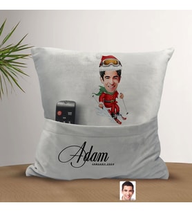 BK Gift Kişiye Özel Erkek Yılbaşı Karikatür Tasarımlı Organizer Kumanda ve Atıştırmalık Cepli Gri Kırlent Yastık-1 Arkadaşa Hediye, Cepli Yastık