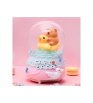 Capybara Büyük Boy Kar Küresi Işıklı, Müzikli, Püskürtmeli, Pembe, 16X12 (K.Pembe)
