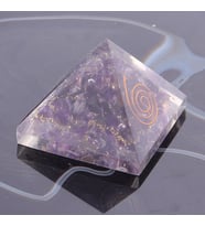 Ametist Taşı Doğal Taş Piramit-3,5 x 4,5 cm 48 gr