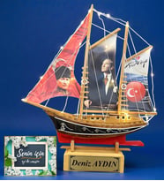 Kişiye Özel Led Işıklı Doğal Ahşap Gemi Maketi Hediyesi El Yapımı Farklı Modeller (Model 3)
