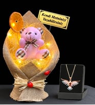 Premium Set - Size Özel İsimli Led Işıklı Buket ve Renkli Zümrüdü Anka Kuşu Kolyesi (Model 6)