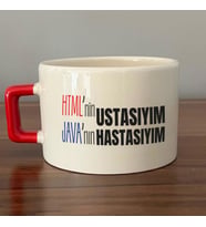 HTML'ni Ustasıyım JAVA'nın Hastasıyım Baskılı Kırmızı Kulplu C Fincan