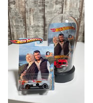 Kişiye özel resimli hot wheels araba ve fanus içinde ledli hot wheels araba