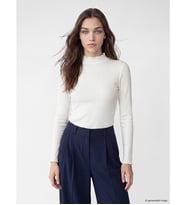 LCW Modest Beyaz Dik Yaka Kadın Fitilli Body