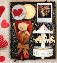 Peluş Ayıcık Buketi & Müzikli Atlıkarınca & Özel Tasarım Mum & Çerçeve Hediye Seti