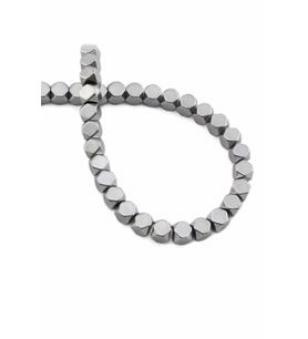 Hematit Doğal Taş Parlak Gümüş Küp Kesim 6x6mm Dizi [AA]