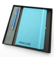 Signator® Codex  N265 Kişiye Özel Defterli Set - İsme Özel Mavi Kalem + İsme Özel Turkuaz Defter  İsme Özel Kutusunda Hediyelik Set (Karışık)
