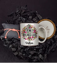 Motto Gift Kadınlara Özel Motivasyon Tasarımı Kupa & Bardak Altlığı & Pembe Bileklik Hediye Seti 110411
