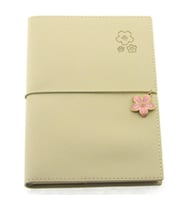 VICTORIA'S JOURNALS ÇİÇEK 124-1044 VEGAN DERİ KAPAK LASTİKLİ 13X18 cm 80 gr. 96 YP. KREM ÇİZGİLİ DEF