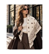 Tarzını Seç Paisley Desen Çift Taraflı Krem Rengi Polar Üçgen Atkı Fular 150x75 cm