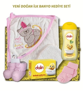 Yeni Doğan Kız Bebek İlk Banyo Hediye Seti (Aynı gün Kargo İmkanı)
