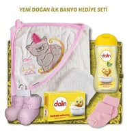 Yeni Doğan Kız Bebek İlk Banyo Hediye Seti (Aynı gün Kargo İmkanı)