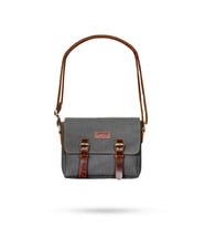 Design 01 Kanvas - Deri Unisex Postacı Çanta