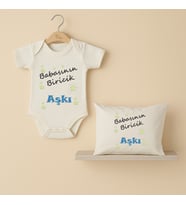Pia Baby B29 %100 Pamuk Babasının Biricik Aşkı Yazılı Tasarlanabilir Bebek Body Ve Yastık Kılıfı (Ekru)