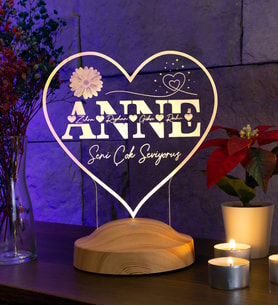 Kalp Şeklinde Anneler Günü Hediyesi, Kişiye Özel Anneye Hediye İsim Yazılı Led Lamba