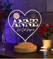Kalp Şeklinde Anneler Günü Hediyesi, Kişiye Özel Anneye Hediye İsim Yazılı Led Lamba