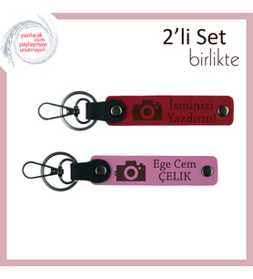 Karelerdeki Aşkı Taşı, Fotoğraf Makinesi Desenli Kişisel Anahtarlık Seti, Kırmızı-Pembe