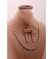 Taşlı Tasarım Rodyumlu Dorika 925 Ayar Gümüş Set 2729