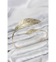 Pazu Bileklik Gold Renk Pirinç Yaprak Model 5886