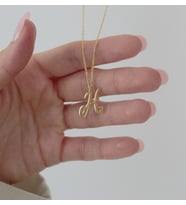 Kişiye Özel 925 Ayar Gümüş Minimalist Tasarım Harf Kolye (Gold)
