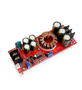 1200W Yüksek Güç DC-DC Kademeli Sabit Voltaj ve Akım Araç şarj Modülü Step-Up